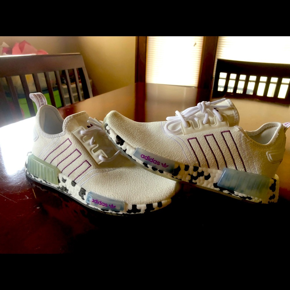 Adidas NMD R1 women’s size 7.5